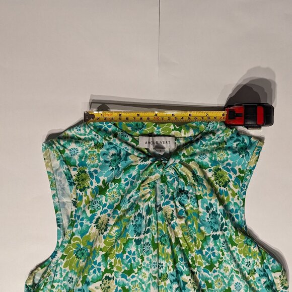 Never Worn Amour Vert Victoria Viscose Top in Naples Floral, size XL - Picture 10 of 11